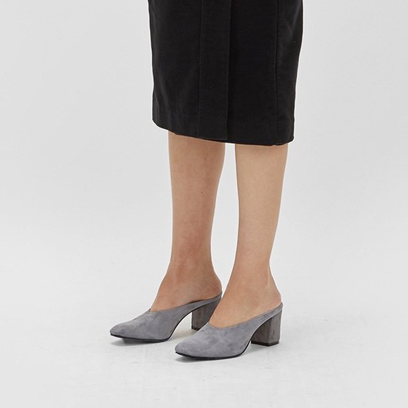 Maryam Nassir Zadeh— Suede Square-Toe Mules Grey - Picture 3 of 3